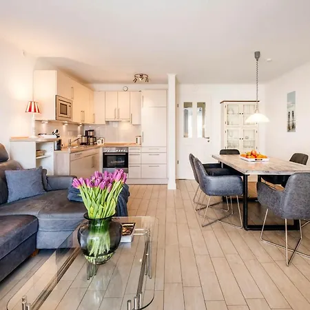 Buesumer Reethus 2 8 Beim Deichgraf Apartament