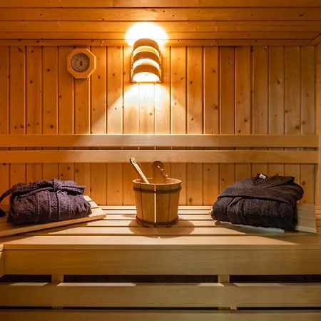 Buesumer Reethus 2 8 Beim Deichgraf * בוסום